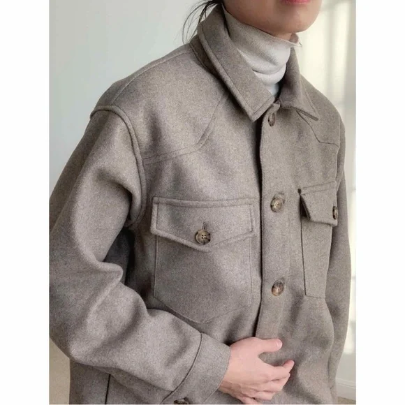 THE CASHMERE LIKE SHACKET - FAWN - Picture 11 of 12